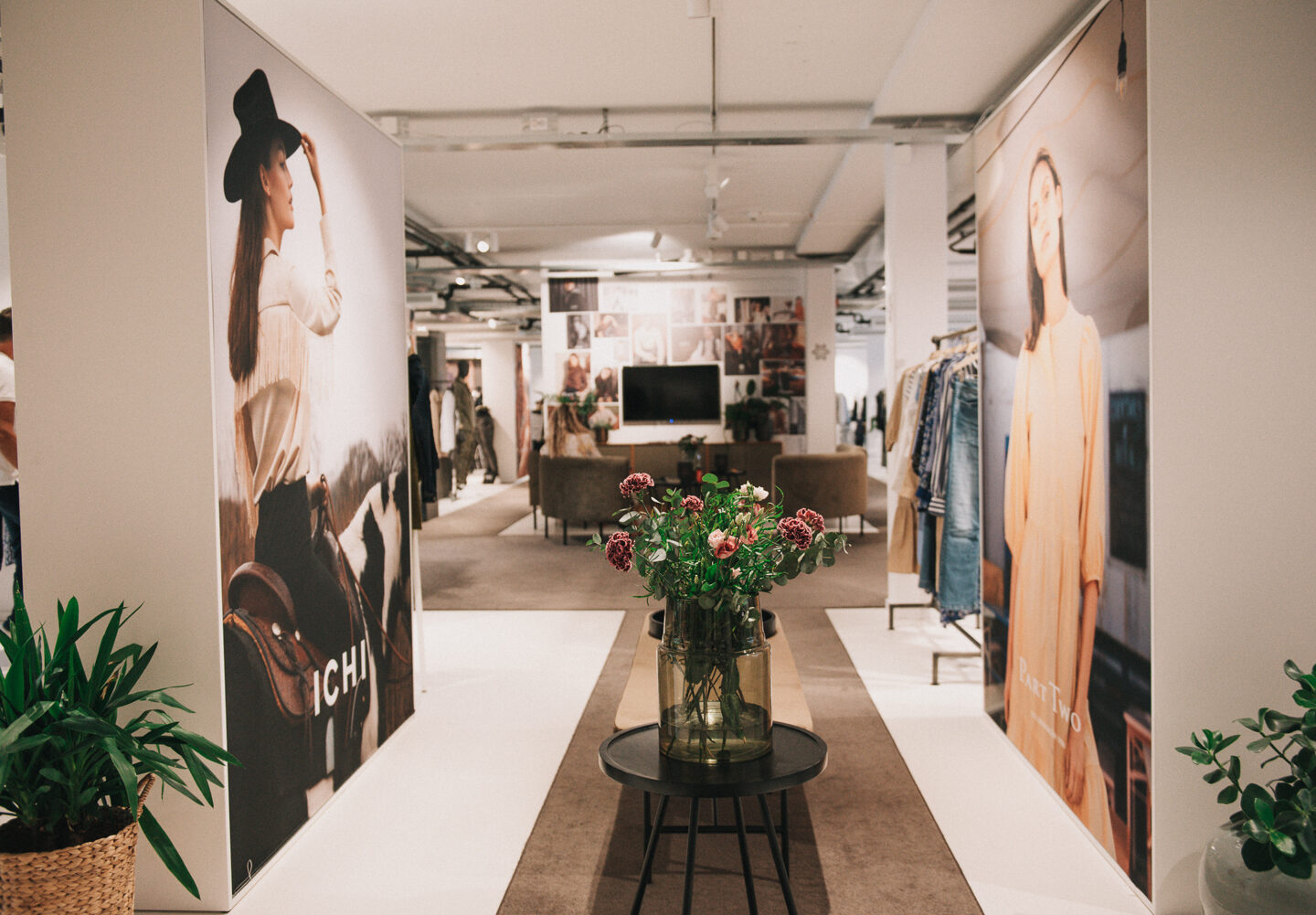 FlowersinplaceforFWT